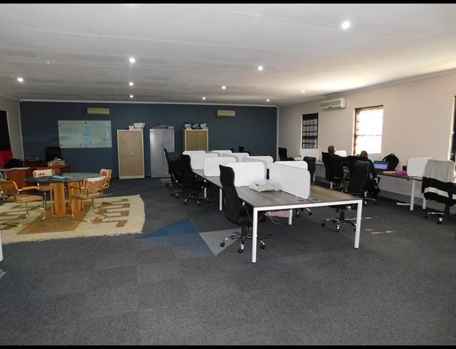 300M² OFFICE TO LET IN BLAIRGOWRIE